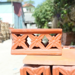 Ngói bò hoa chanh đất nung 3 hoa Ngói bò hoa chanh đất nung 3 hoa