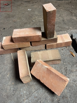 gạch đinh xay không trát