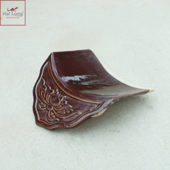 Ngói âm dương hoa sen phật giáo men cánh gián- cỡ trung 02 Ngói âm dương hoa sen phật giáo men cánh gián- cỡ trung 01
