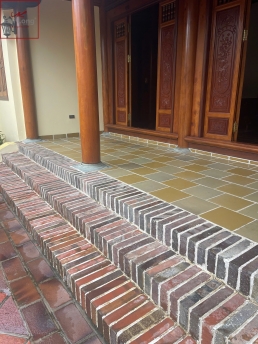 Gạch cổ Bát Tràng lát bậc thang hiên nhà Gạch cổ Bát Tràng lát bậc thang hiên nhà